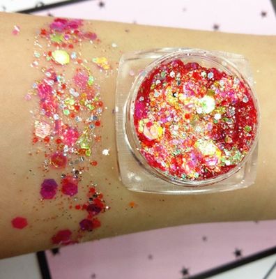 Thousand Choices Offered for Nails Art Decoration Usage and Sequins Material in Nail Beauty Products