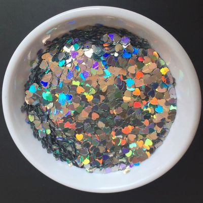 Artware Polyester and Glass Craft Supplies for Beautiful Heart-Shaped Glitter LED Wedding Decorations