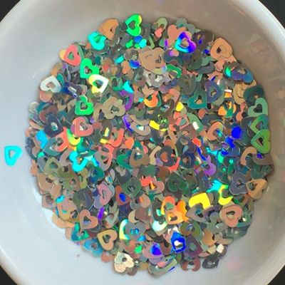 Artware Polyester and Glass Craft Supplies for Beautiful Heart-Shaped Glitter LED Wedding Decorations
