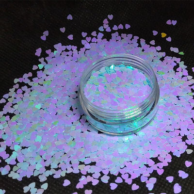 Excellent Nail Art Effect Mini Heart Shaped 3D Nail Art Decorations with Poleyster Material and Long Lasting Effect